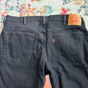 Like new black Levi’s